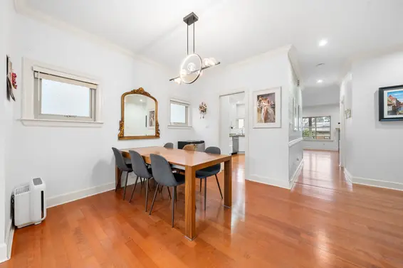 341 East 8th Street, North Vancouver For Sale - image 8