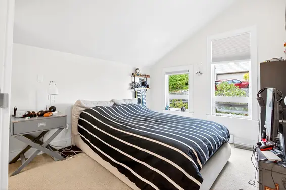 8598 Bedora Place, West Vancouver For Sale - image 15
