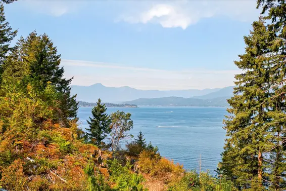 8598 Bedora Place, West Vancouver For Sale - image 30