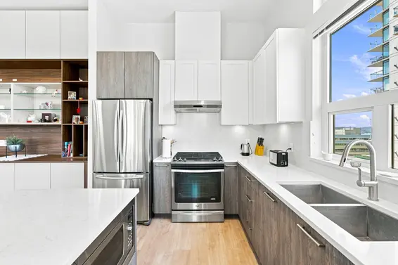 606 123 West 1st Street, North Vancouver For Sale - image 4