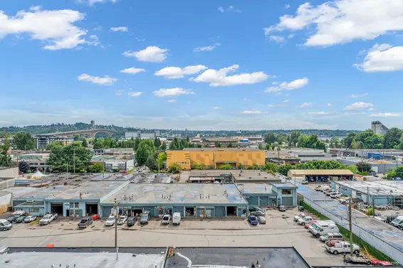 804 1401 Hunter Street, North Vancouver For Sale - image 2