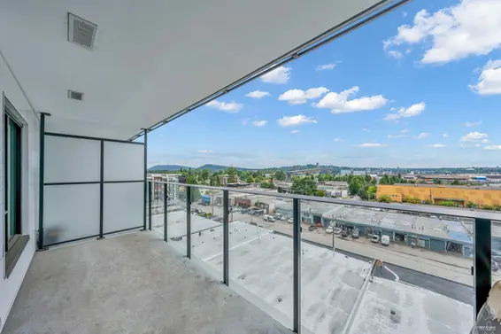 804 1401 Hunter Street, North Vancouver For Sale - image 3