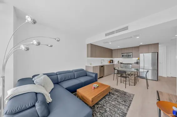 804 1401 Hunter Street, North Vancouver For Sale - image 7