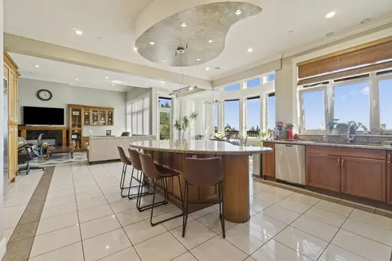 2523 Marr Creek Court, West Vancouver For Sale - image 15