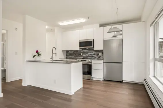 303 1033 St. George's Avenue, North Vancouver For Sale - image 10