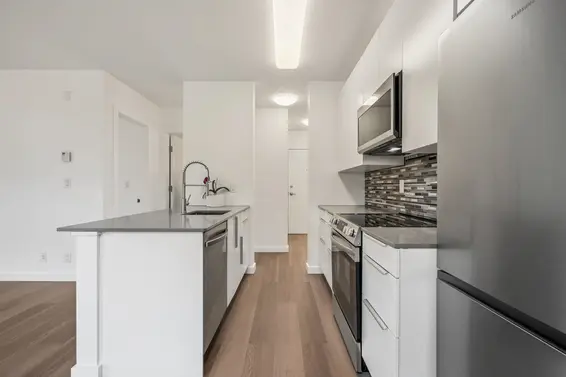 303 1033 St. George's Avenue, North Vancouver For Sale - image 13