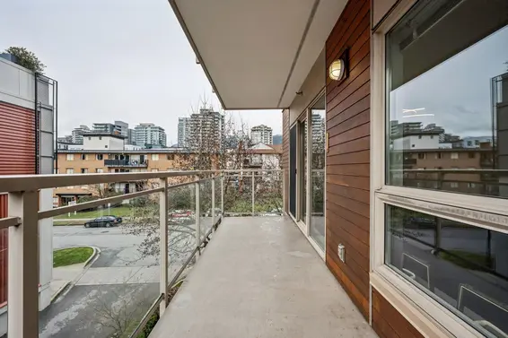 303 1033 St. George's Avenue, North Vancouver For Sale - image 17