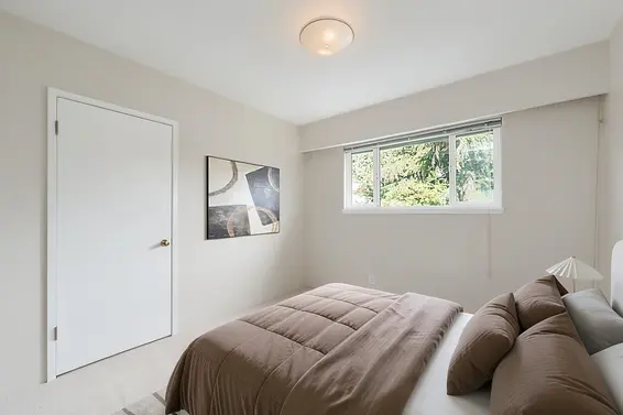 741 Montroyal Boulevard, North Vancouver For Sale - image 27