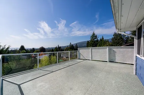 741 Montroyal Boulevard, North Vancouver For Sale - image 31
