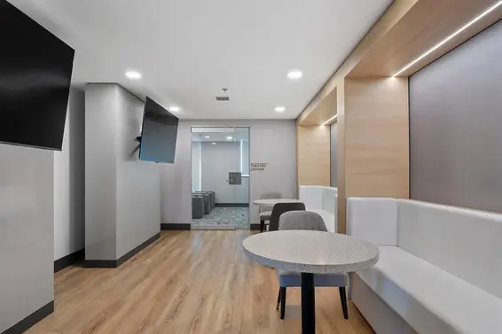 704 1675 Lions Gate Lane, North Vancouver For Sale - image 18