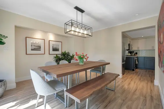 5753 Westport Road, West Vancouver For Sale - image 10