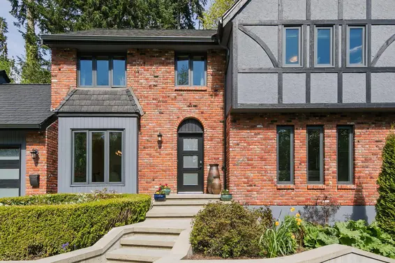 5753 Westport Road, West Vancouver For Sale - image 2