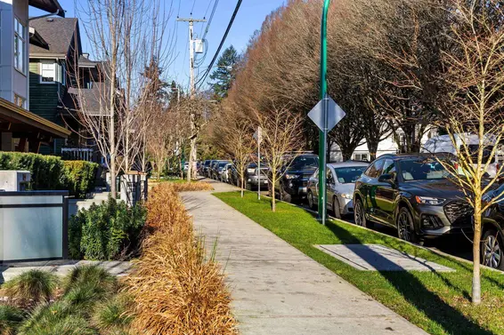 54 912 Premier Street, North Vancouver For Sale - image 23