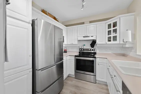 903 140 East 14th Street, North Vancouver For Sale - image 13