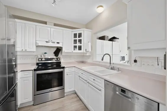 903 140 East 14th Street, North Vancouver For Sale - image 14