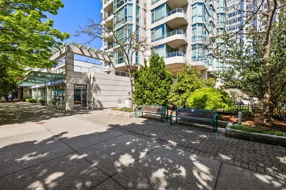 903 140 East 14th Street, North Vancouver For Sale - image 28