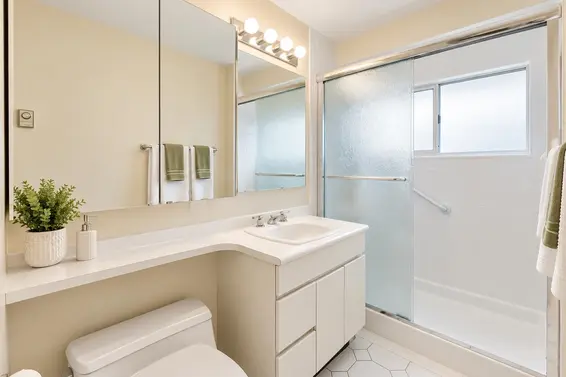 3692 Sunnycrest Drive, North Vancouver For Sale - image 17