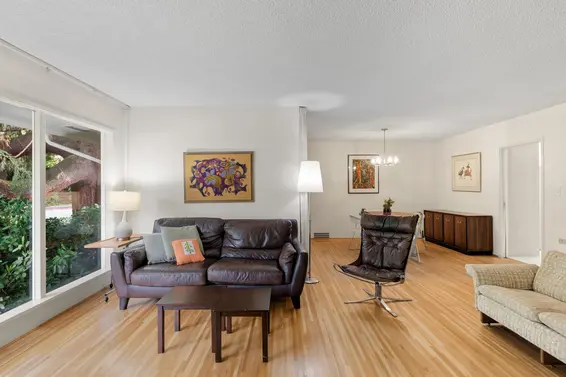 3692 Sunnycrest Drive, North Vancouver For Sale - image 5