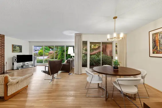 3692 Sunnycrest Drive, North Vancouver For Sale - image 6