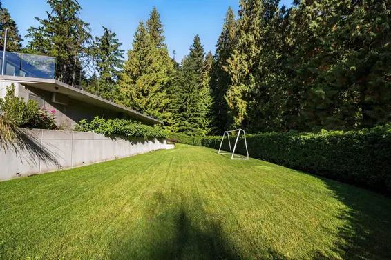 645 Ballantree Road, West Vancouver For Sale - image 34