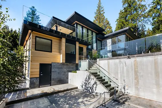 645 Ballantree Road, West Vancouver For Sale - image 37