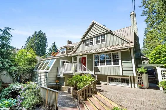 230 West 22nd Street, North Vancouver