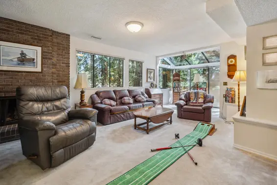 4706 Meadfeild Road, West Vancouver For Sale - image 15