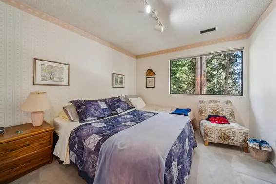 4706 Meadfeild Road, West Vancouver For Sale - image 17