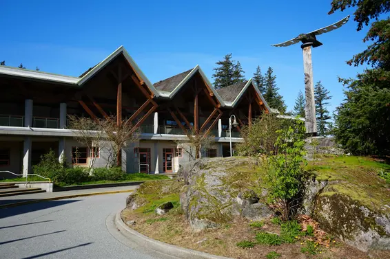 4706 Meadfeild Road, West Vancouver For Sale - image 28