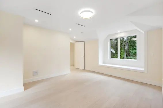 3529 Anne Macdonald Way, North Vancouver For Sale - image 24