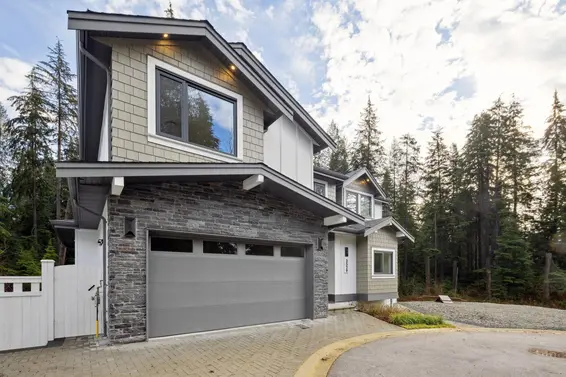 3529 Anne Macdonald Way, North Vancouver For Sale - image 35