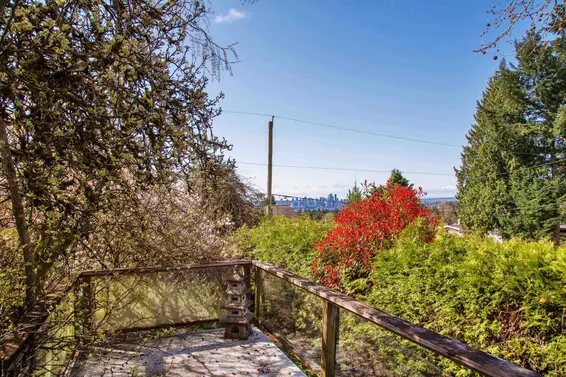 445 West Queens Road, North Vancouver