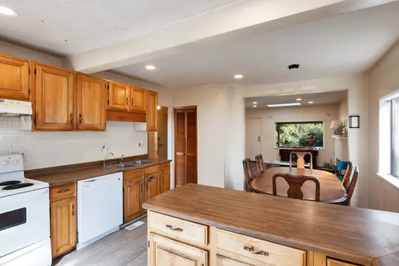 445 West Queens Road, North Vancouver For Sale - image 15