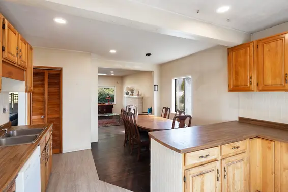 445 West Queens Road, North Vancouver For Sale - image 17