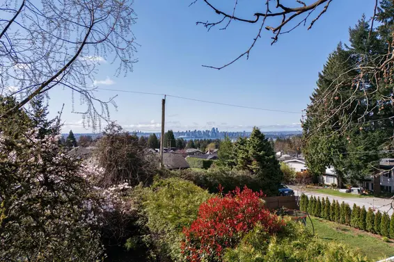 445 West Queens Road, North Vancouver For Sale - image 4