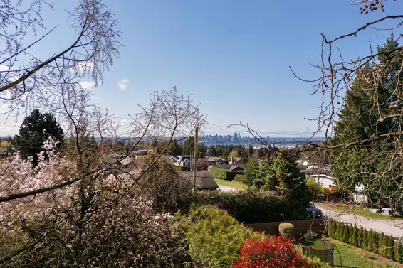 445 West Queens Road, North Vancouver For Sale - image 5