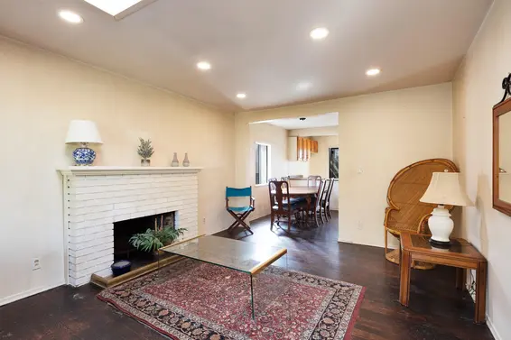 445 West Queens Road, North Vancouver For Sale - image 8