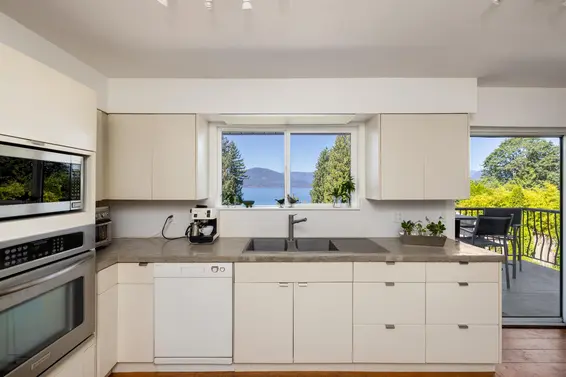 110 Seaview Place, Lions Bay For Sale - image 14
