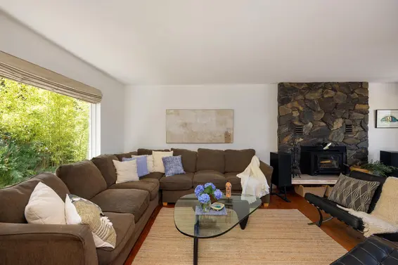110 Seaview Place, Lions Bay For Sale - image 7