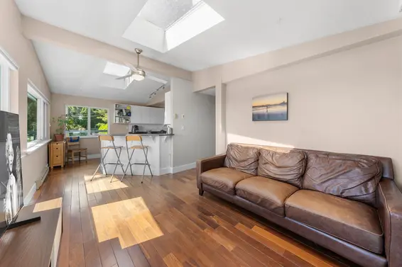 3920 Delbrook Avenue, North Vancouver For Sale - image 10
