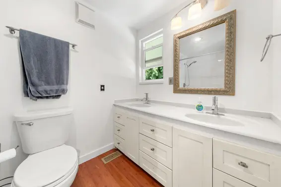 3920 Delbrook Avenue, North Vancouver For Sale - image 19