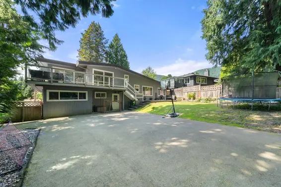 3920 Delbrook Avenue, North Vancouver For Sale - image 29