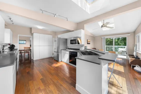 3920 Delbrook Avenue, North Vancouver For Sale - image 6