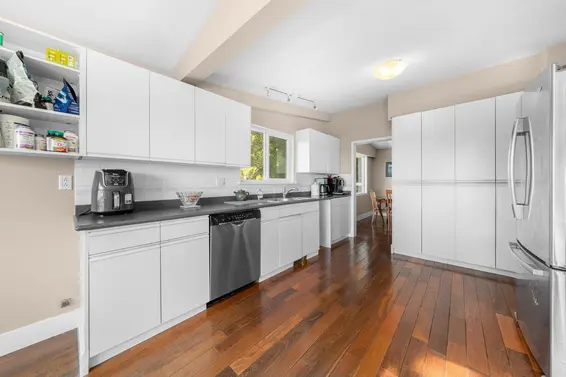 3920 Delbrook Avenue, North Vancouver For Sale - image 7