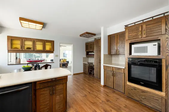 587 Beachview Drive, North Vancouver For Sale - image 12