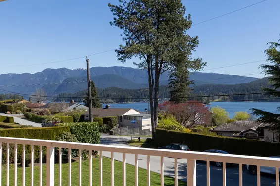 587 Beachview Drive, North Vancouver For Sale - image 20