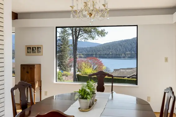 587 Beachview Drive, North Vancouver For Sale - image 7