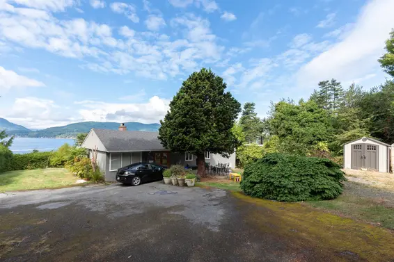 7195 Rockland Wynd, West Vancouver For Sale - image 4