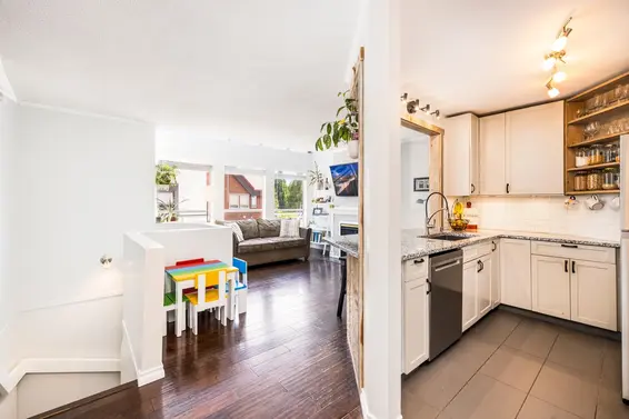 309 3721 Delbrook Avenue, North Vancouver For Sale - image 8