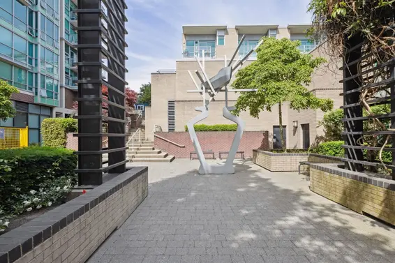 408 133 East Esplanade Avenue, North Vancouver For Sale - image 25